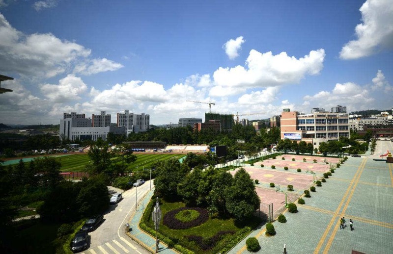 贵州警察学院校园实景