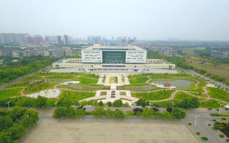 河北科技大学校园实景