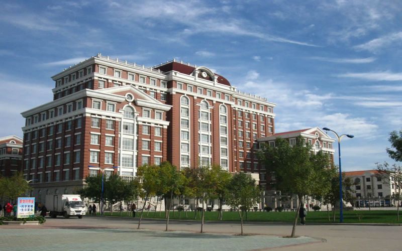 天津外国语大学滨海外事学院在天津的招生计划相关院校校园环境