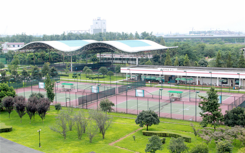 四川托普信息技术职业学院校园实景
