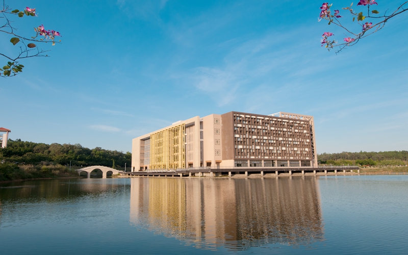 广东财经大学校园实景