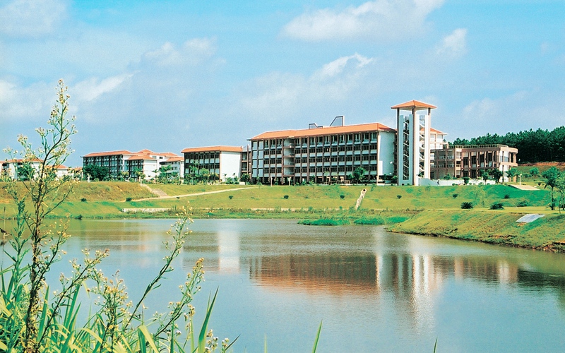 广东财经大学校园实景