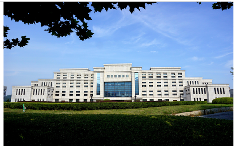 大连大学校园实景