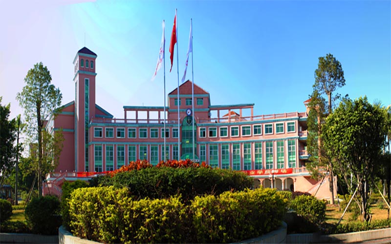 广东行政职业学院校园实景