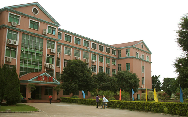 广东行政职业学院校园实景