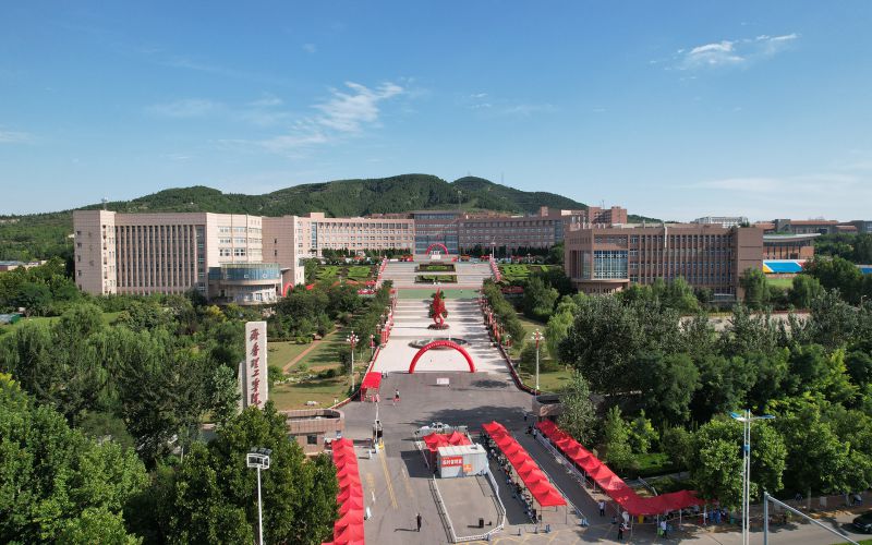 2026年齐鲁理工学院在广东录取分数线及位次相关院校校园环境