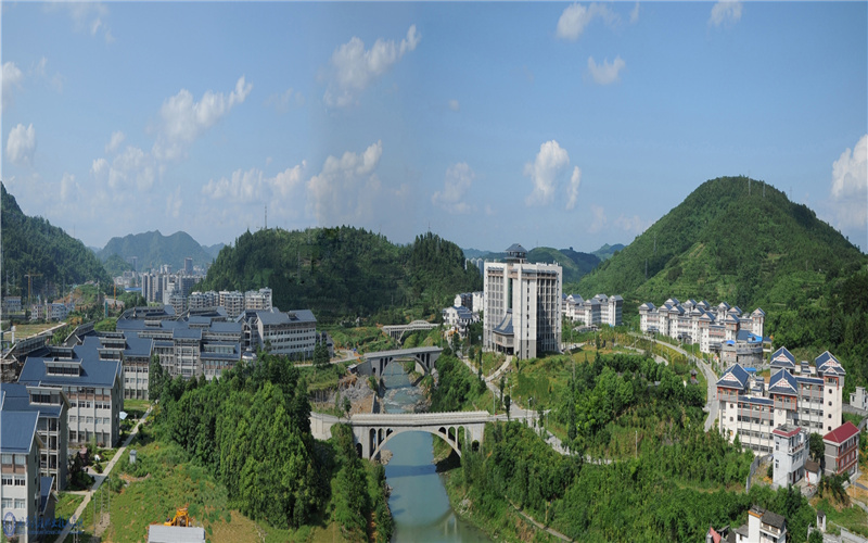 湘西民族职业技术学院校园实景
