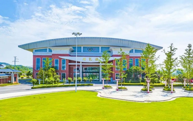 上饶卫生健康职业学院校园实景