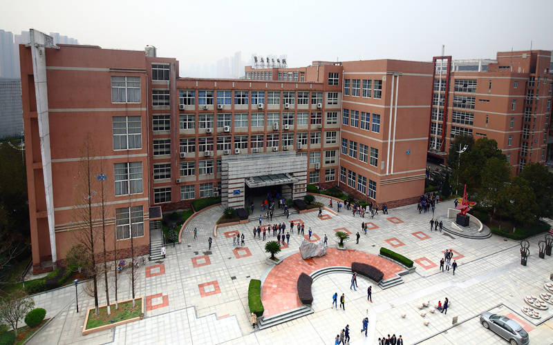 湖北工业大学工程技术学院校园实景