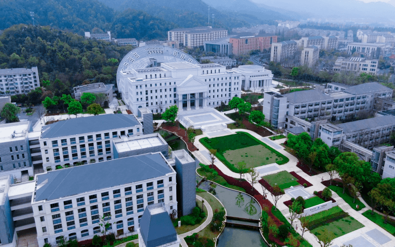 2026年浙江外国语学院在山东录取位次相关院校校园环境