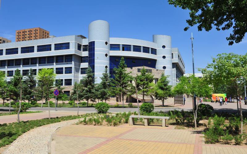 内蒙古工业大学校园实景