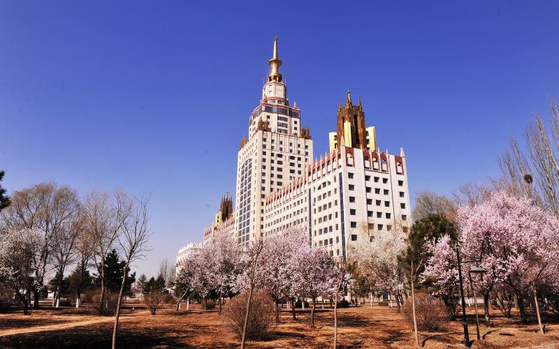 内蒙古工业大学校园实景