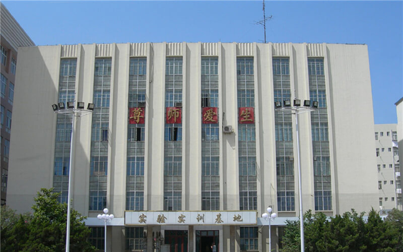 平顶山文化艺术职业学院校园实景