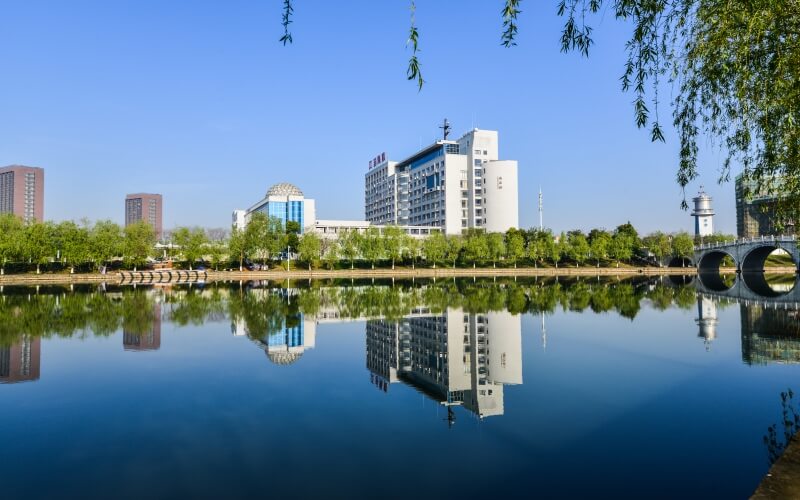 江苏海事职业技术学院校园实景