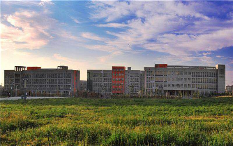新疆工程学院校园实景