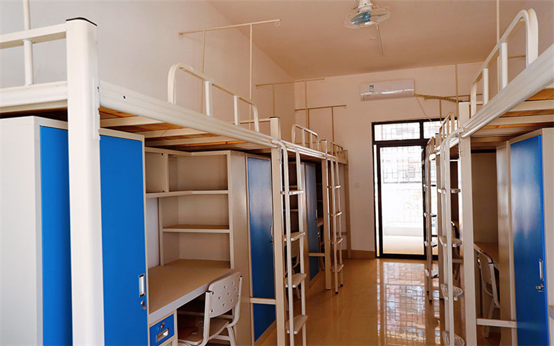 广西制造工程职业技术学院校园实景