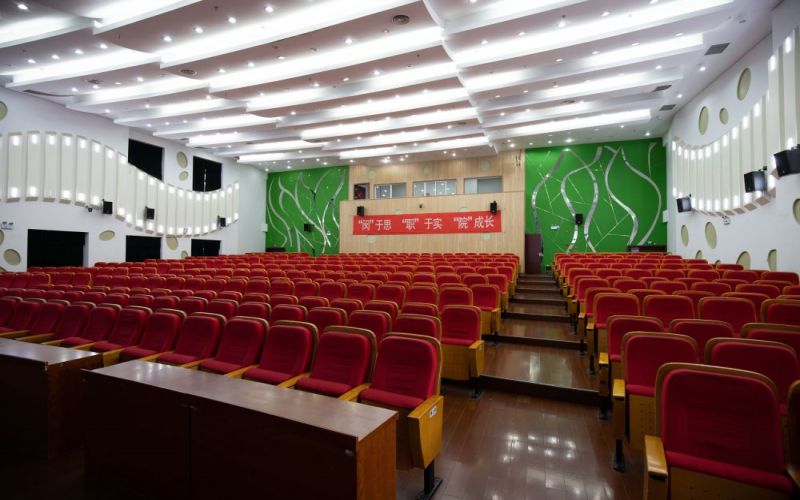 上海闵行职业技术学院校园实景