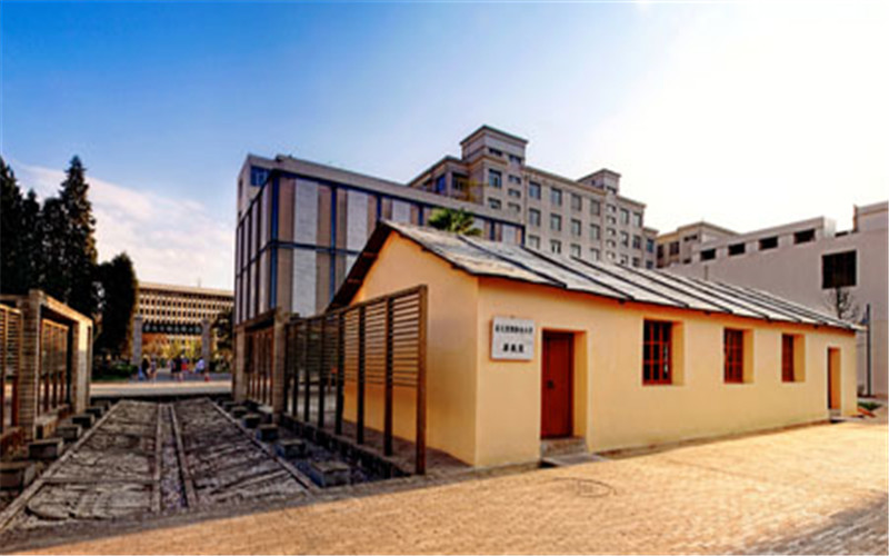 云南师范大学校园实景