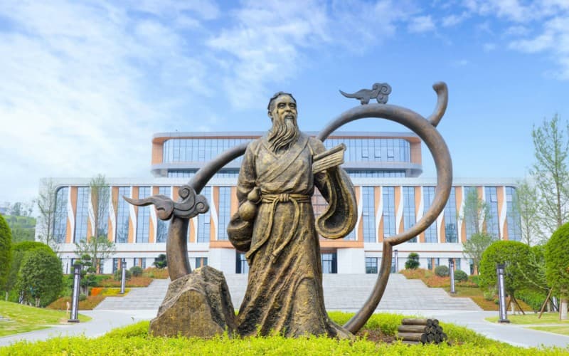 宜宾医药健康职业学院在四川的招生计划相关院校校园环境