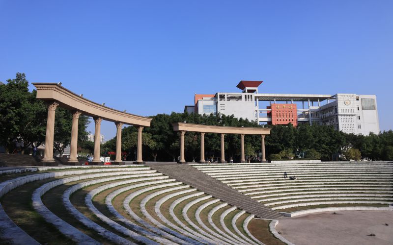 西南政法大学校园实景