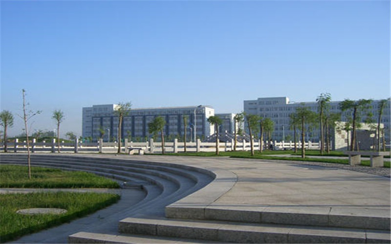 华北理工大学冀唐学院校园实景
