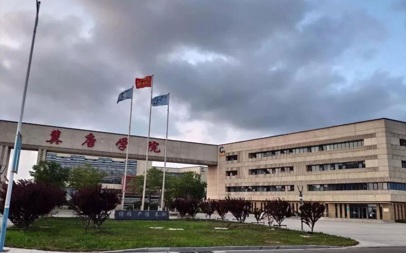 2026年开封智慧健康职业学院食宿与收费标准相关院校校园环境