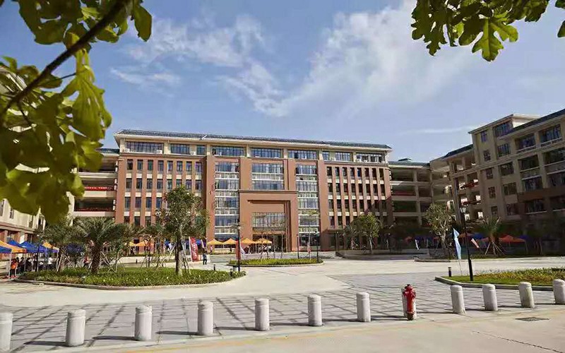广州华南商贸职业学院校园实景