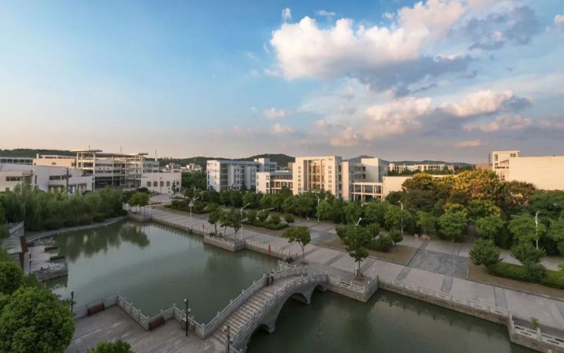 南京理工大学紫金学院校园实景