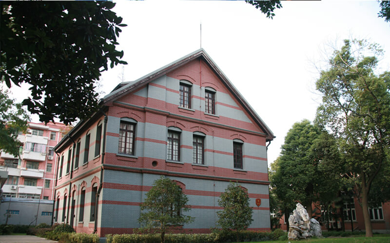 上海理工大学校园实景
