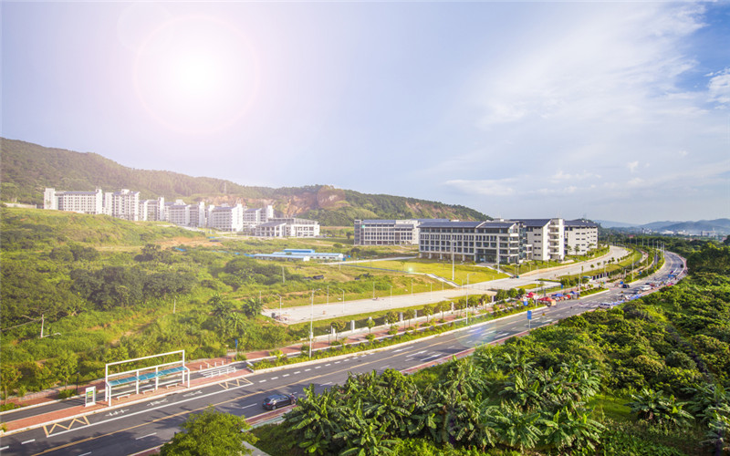 广州民航职业技术学院校园实景