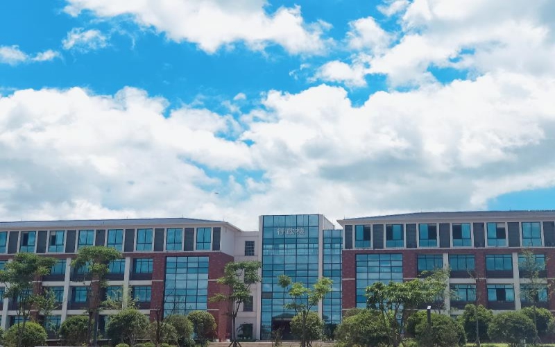 重庆健康职业学院校园实景