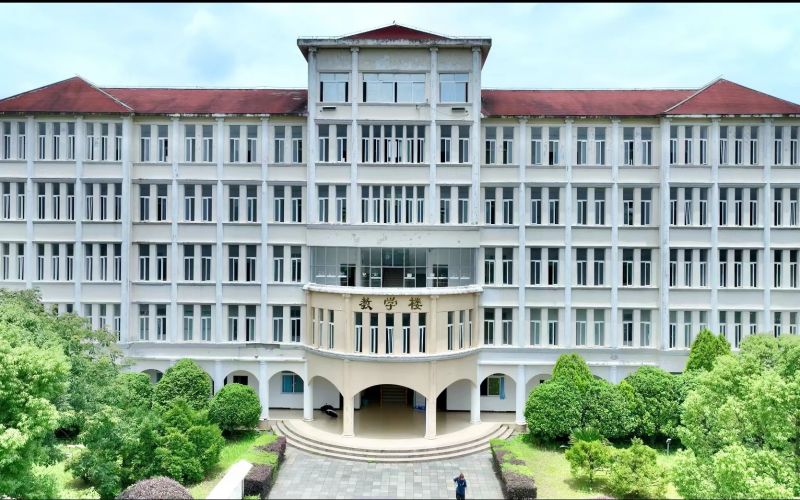 2026年江西枫林涉外经贸职业学院在甘肃录取位次相关院校校园环境