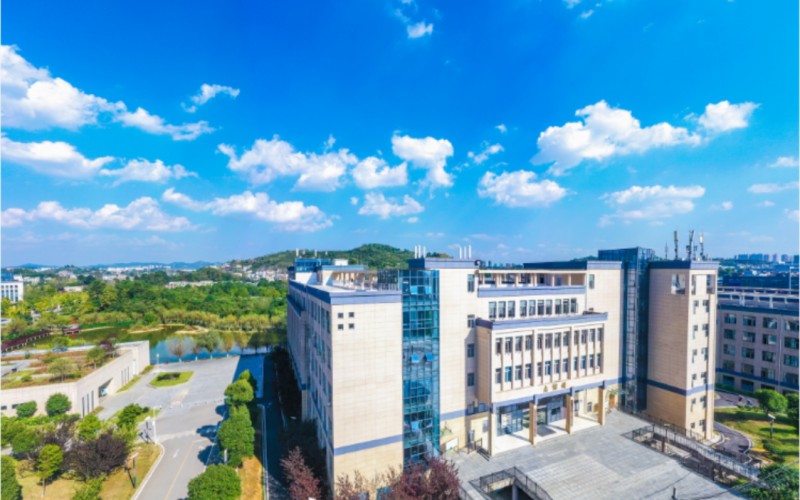 贵州商学院校园实景