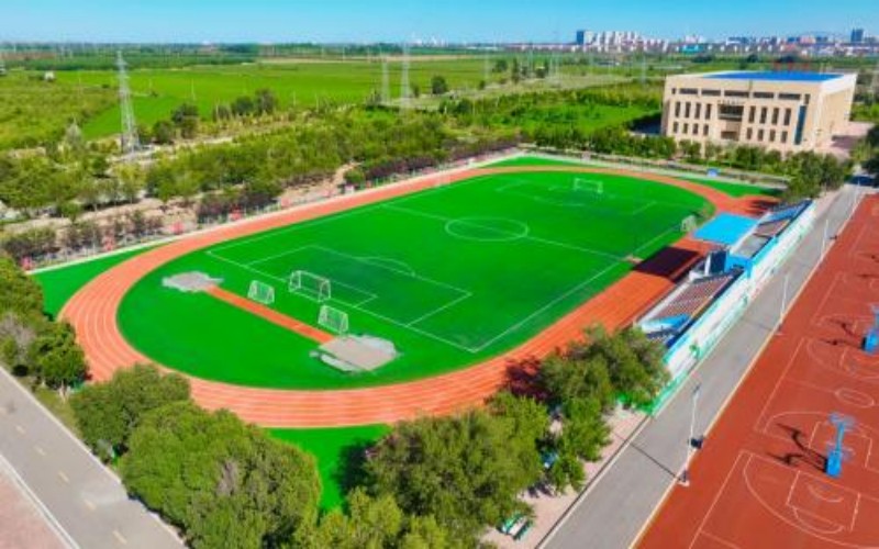 石河子工程职业技术学院校园实景