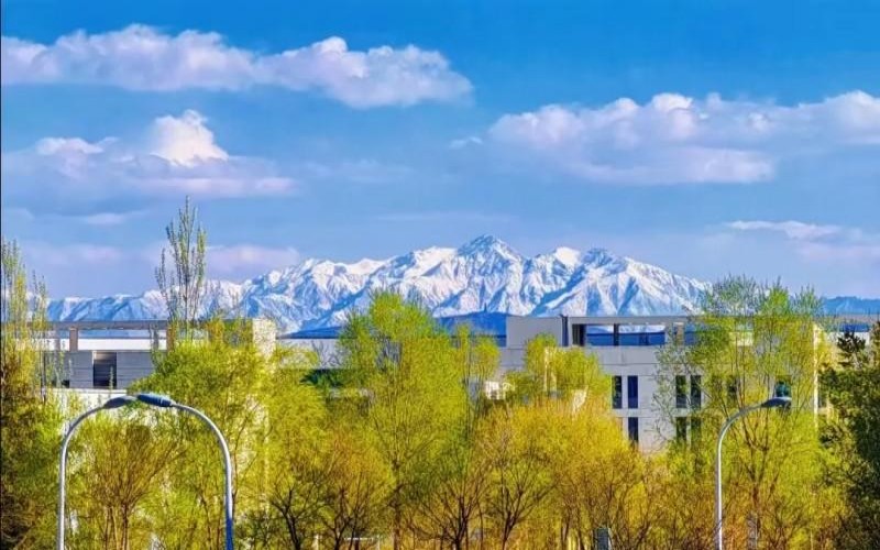 青海师范大学校园实景