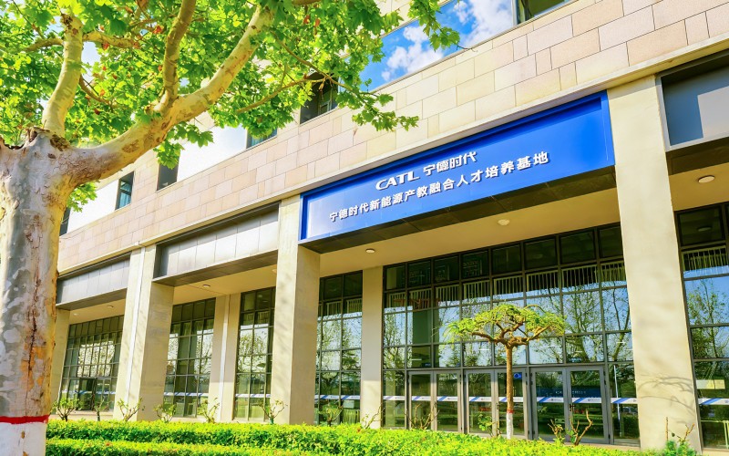 西安汽车职业大学校园实景