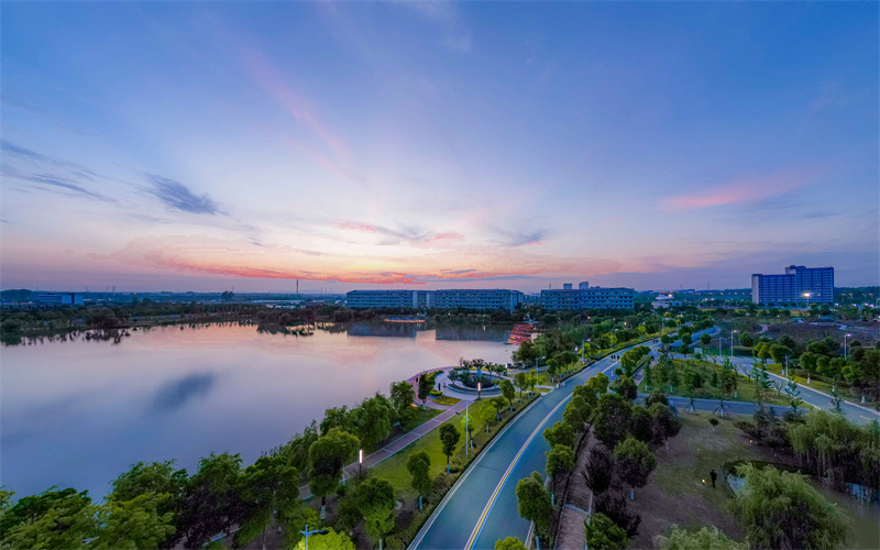 南京师范大学中北学院校园实景