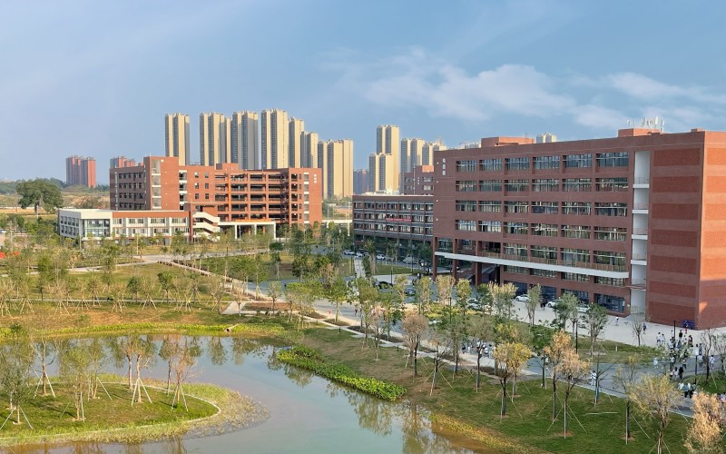 广州铁路职业技术学院校园实景