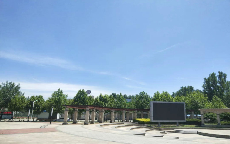 天津财经大学珠江学院校园实景