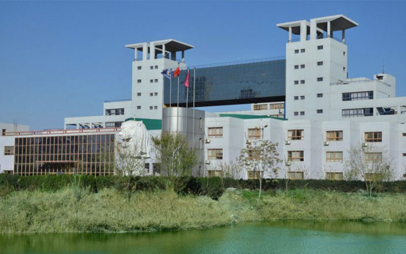 天津商业大学宝德学院校园实景