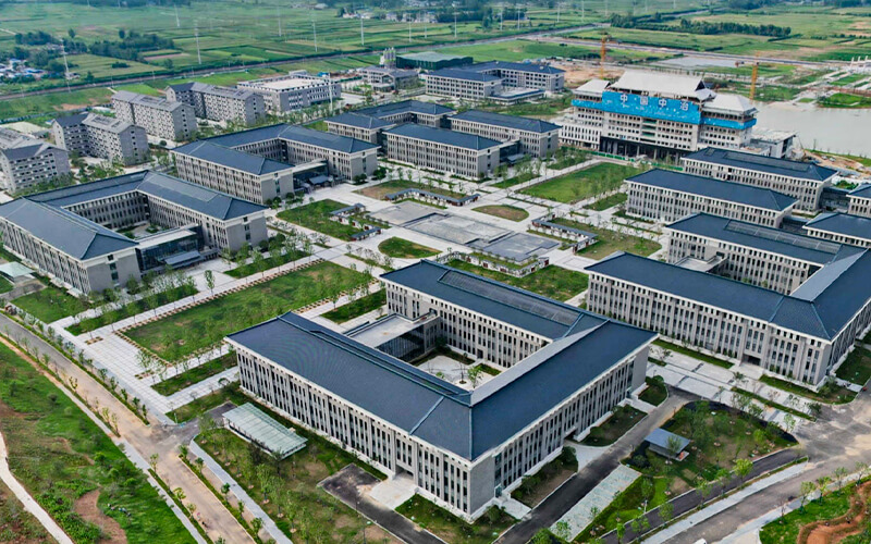河南国医学院校园环境