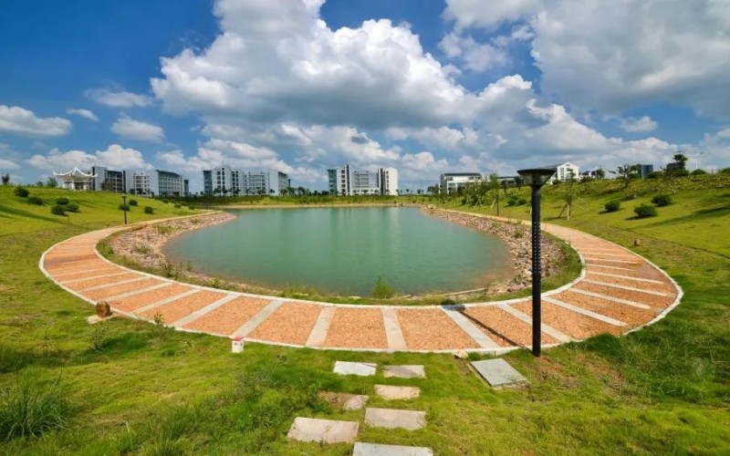广西科技职业学院校园实景