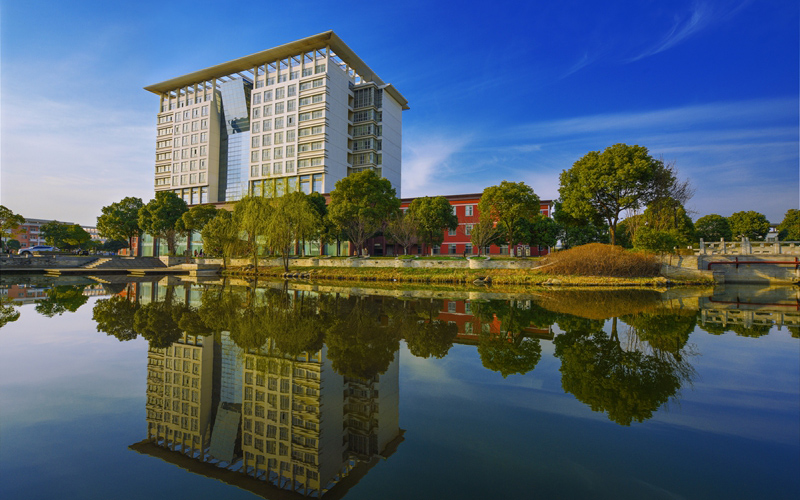 常州工业职业技术学院校园实景