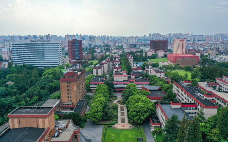 上海财经大学校园实景