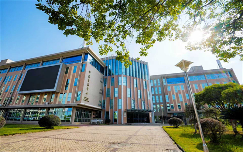 江西应用科技学院校园实景