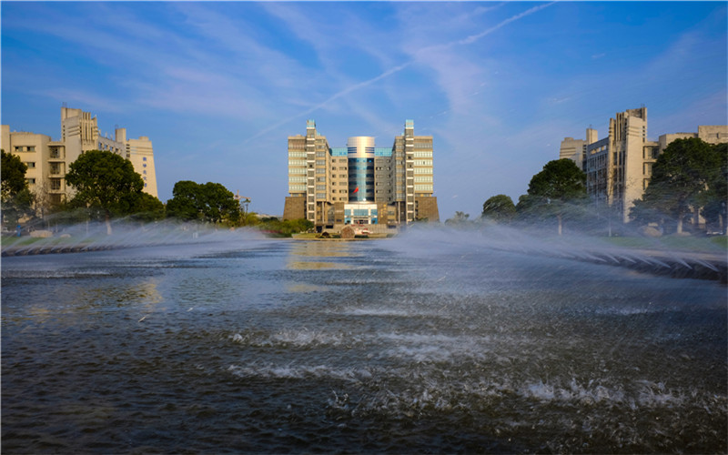 江西水利电力大学校园实景