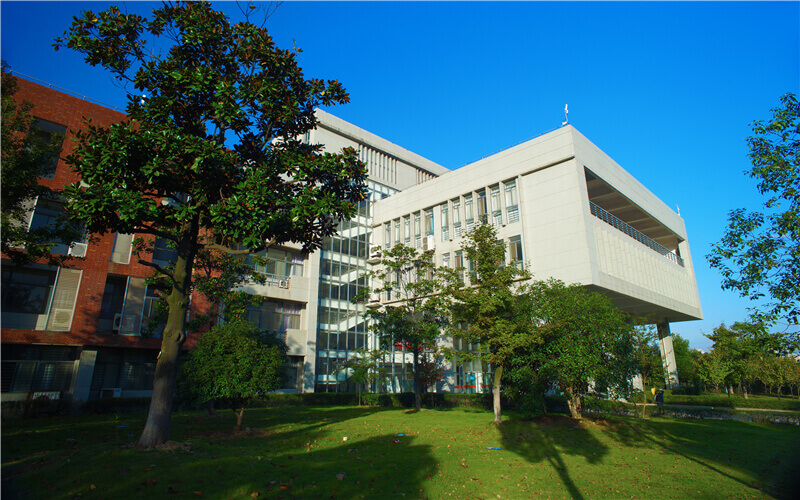 文华学院校园实景
