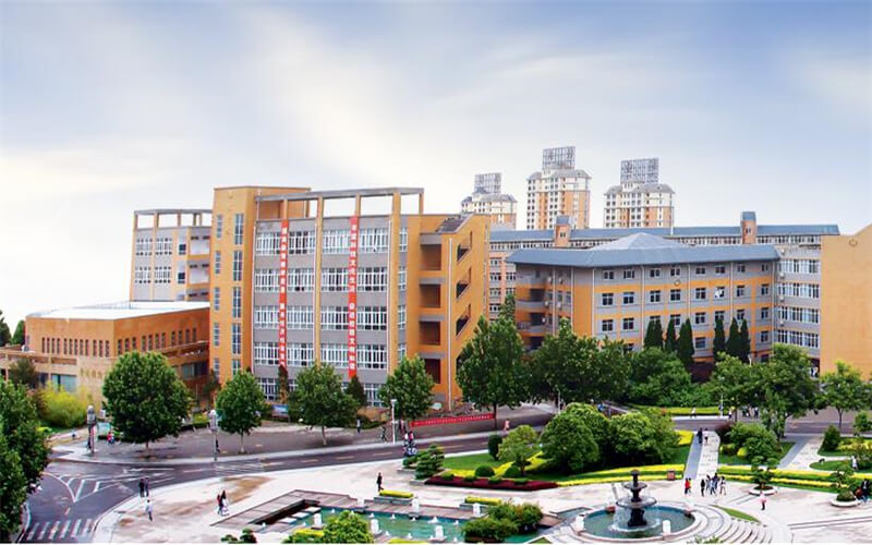 三门峡职业技术学院校园实景