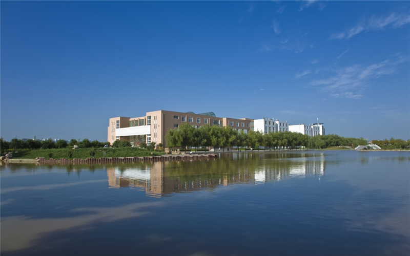 河南科技大学校园实景