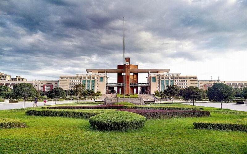 西北政法大学校园实景